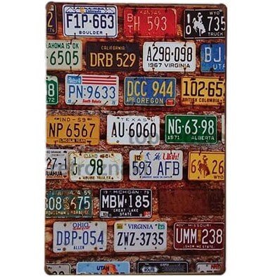 Znak marki na ścianie