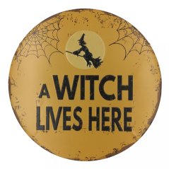 Cedule Witch Lives Here