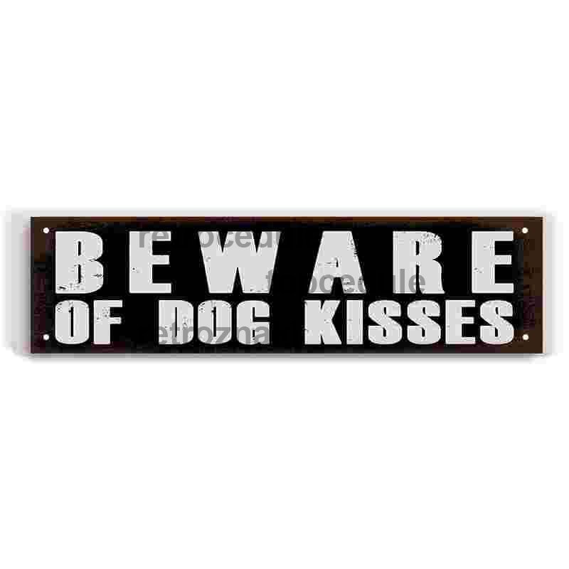 Uważaj na znak pocałunków psa Uważaj na znak pocałunków psa