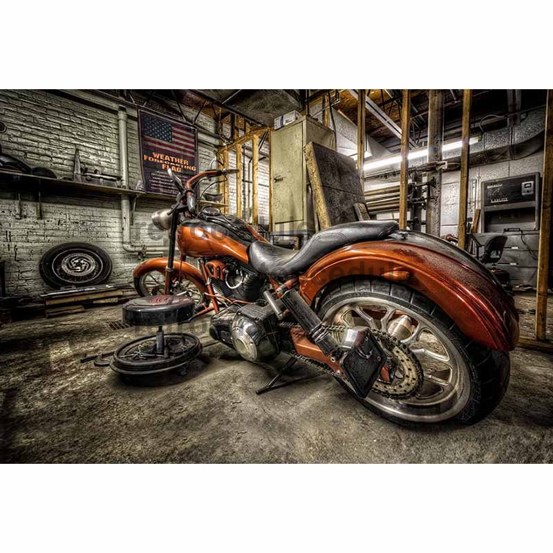 Motorkerékpár jel a garázsban